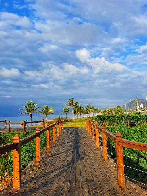 100Mts Da Praia Com Churrasqueira, Piscina E Wi-Fi Карагуататуба Экстерьер фото