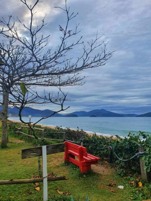 100Mts Da Praia Com Churrasqueira, Piscina E Wi-Fi Карагуататуба Экстерьер фото